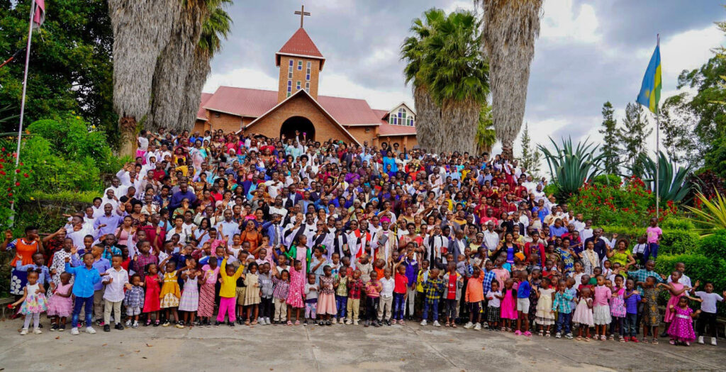Group Photo Kinyarwanda Service 